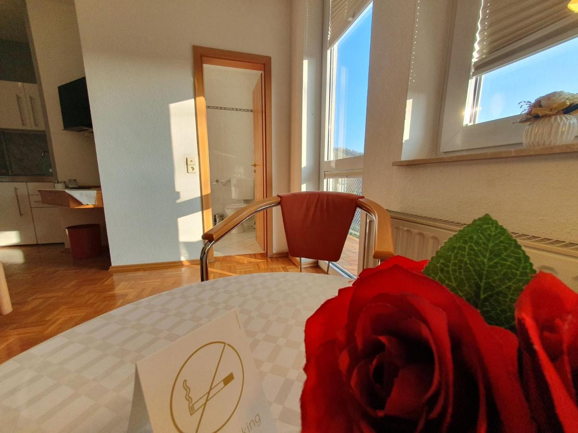Abm Apartment Haus Zwingenberg  Bagian luar foto